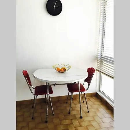 Beach House Apartment *